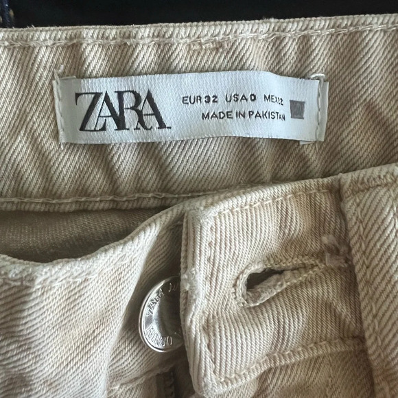 🛍️Zara High Waisted Khaki Jeans Size 0 - Picture 6 of 6